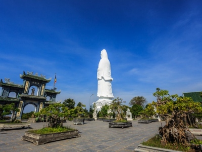 Linh-Ung-Pagoda,-